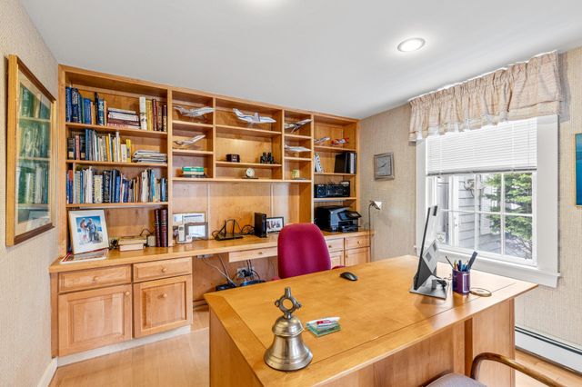 43 Strandway, West Harwich, MA 02671