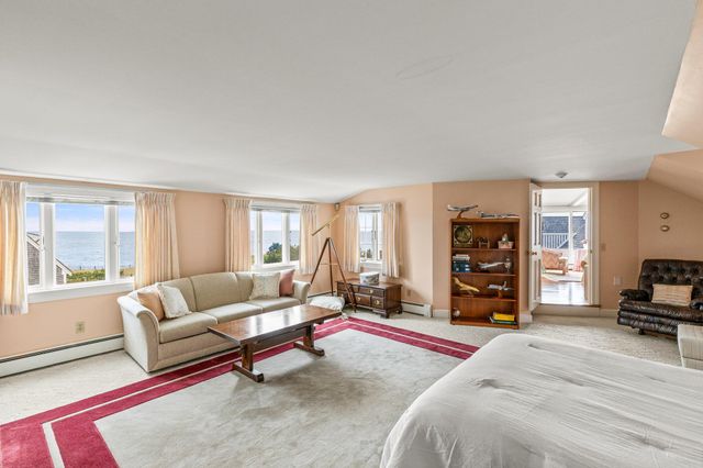 43 Strandway, West Harwich, MA 02671