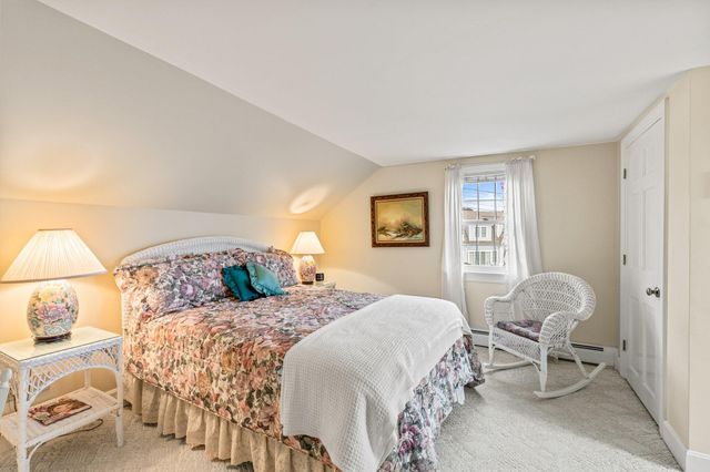 43 Strandway, West Harwich, MA 02671