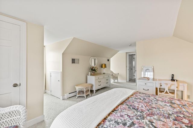 43 Strandway, West Harwich, MA 02671