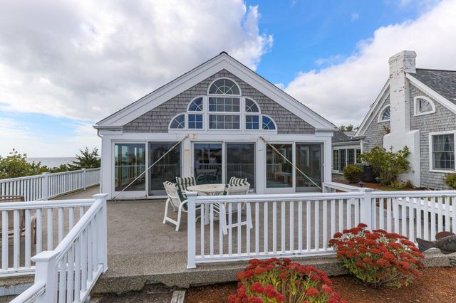 43 Strandway, West Harwich, MA 02671