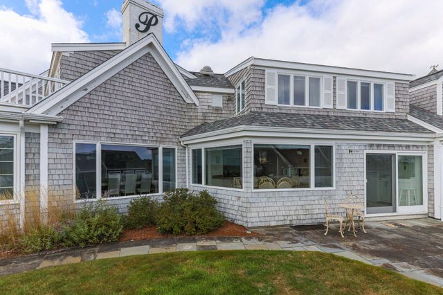 43 Strandway, West Harwich, MA 02671