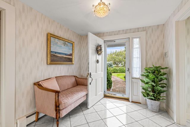 43 Strandway, West Harwich, MA 02671