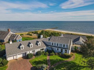 43 Strandway, West Harwich, MA 02671