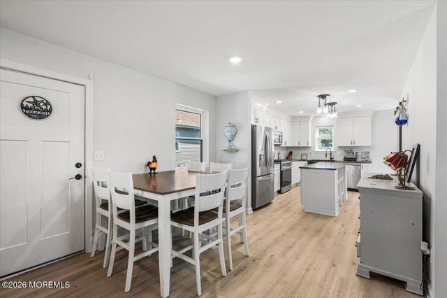 36 Frazee Place, Keansburg, NJ 07734