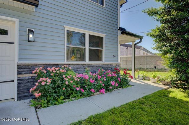 36 Frazee Place, Keansburg, NJ 07734