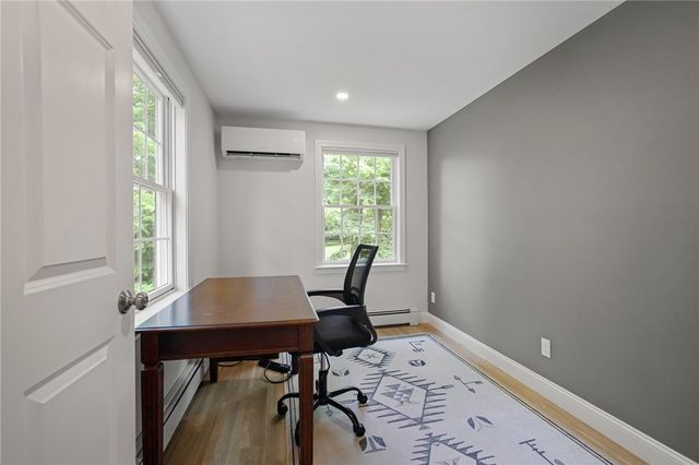 7 Heritage Road, Bristol, RI 02809
