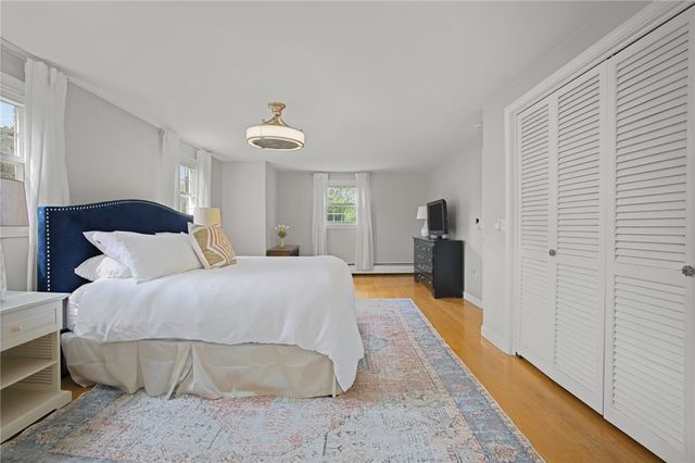 7 Heritage Road, Bristol, RI 02809
