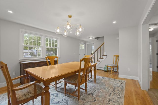 7 Heritage Road, Bristol, RI 02809