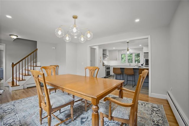 7 Heritage Road, Bristol, RI 02809
