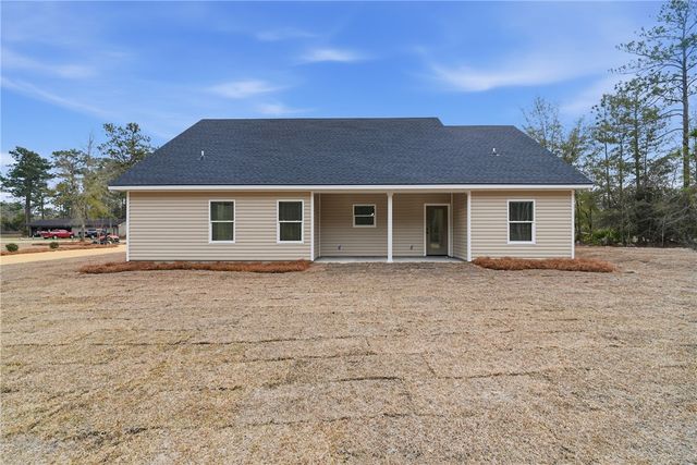130 Purser Drive, Jesup, GA 31545