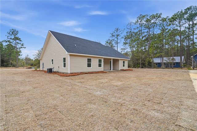 130 Purser Drive, Jesup, GA 31545
