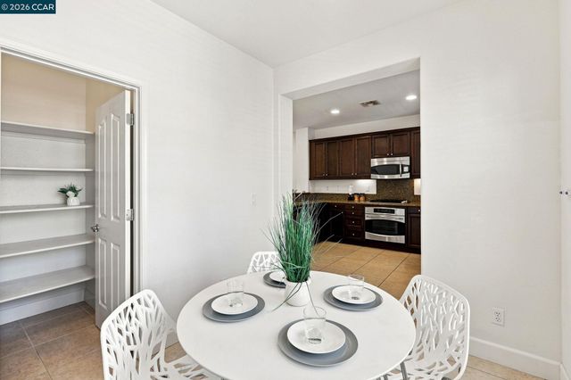 2939 Kobio Dr, Concord, CA 94519