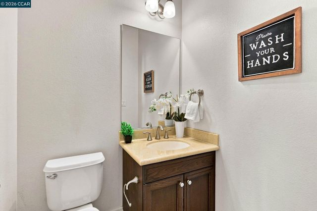 2939 Kobio Dr, Concord, CA 94519