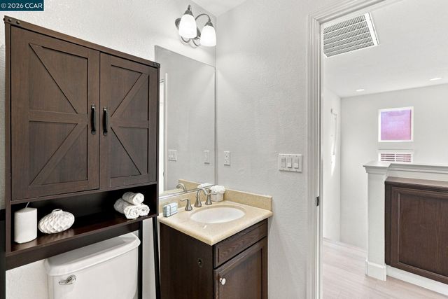 2939 Kobio Dr, Concord, CA 94519