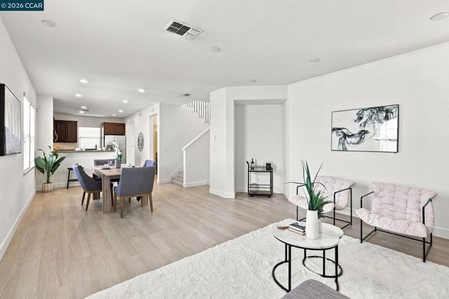 2939 Kobio Dr, Concord, CA 94519