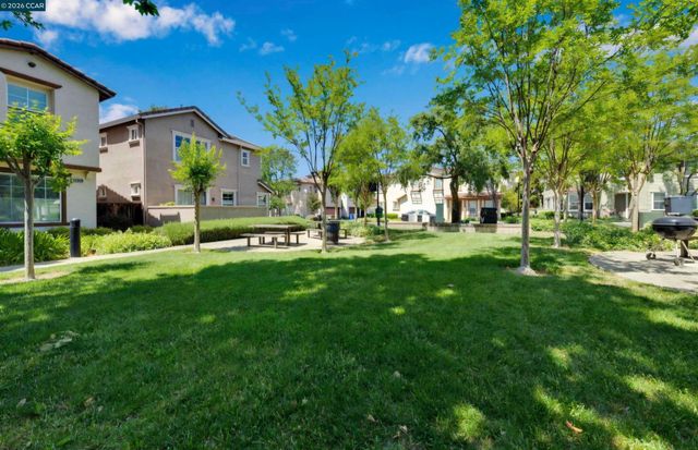 2939 Kobio Dr, Concord, CA 94519