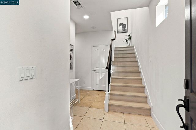 2939 Kobio Dr, Concord, CA 94519