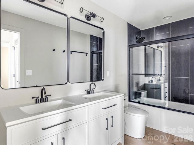 10 Nellie Bell Lane, Swannanoa, NC 28778