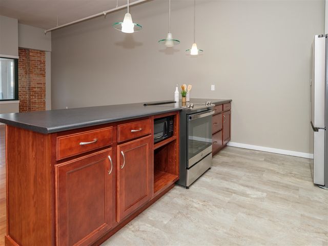 125 S Kalamazoo Mall 605, Kalamazoo, MI 49007