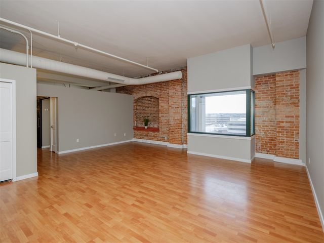 125 S Kalamazoo Mall 605, Kalamazoo, MI 49007