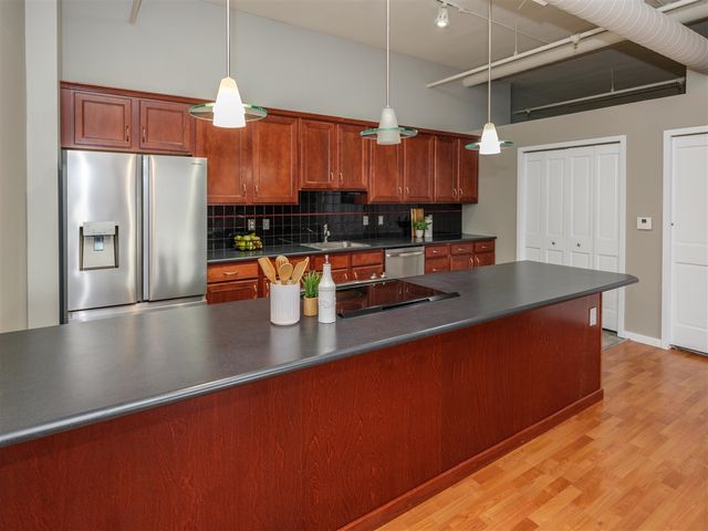 125 S Kalamazoo Mall 605, Kalamazoo, MI 49007