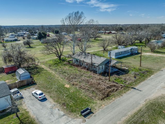 217 Blackfoot Trail, Weatherford, TX 76087