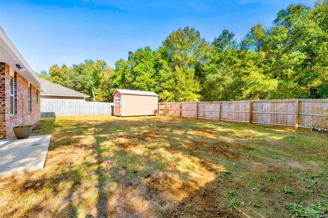 4304 Village Oak Ln, Pace, FL 32571