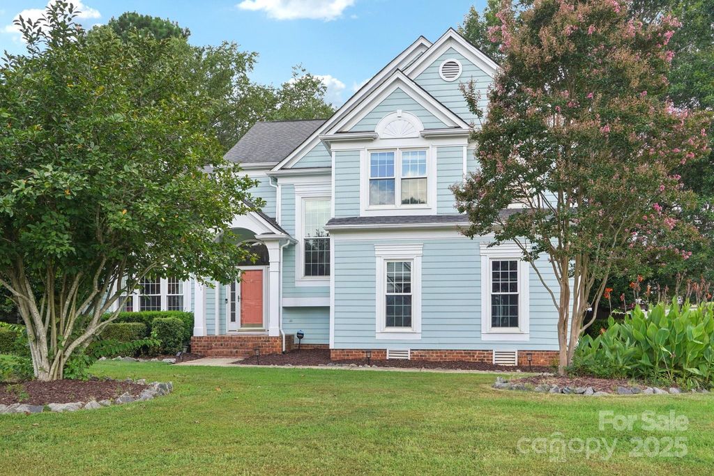 4711 Brownes Ferry Road, Charlotte, NC 28269