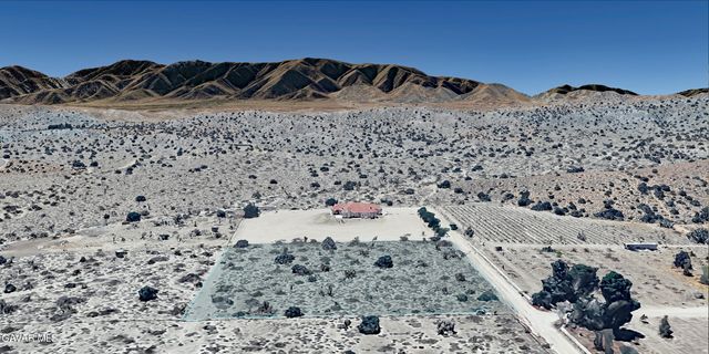 103rd St East Vicinity W14, Juniper Hills, CA 93543