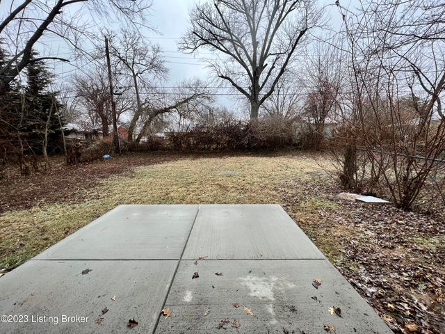 2101 Keeneland Blvd, Louisville, KY 40223