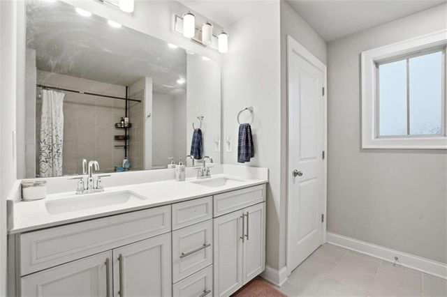 610 Stately Drive, Woodstock, GA 30188