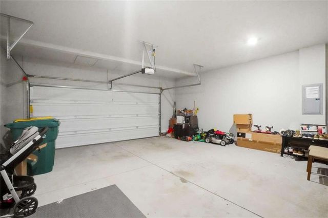610 Stately Drive, Woodstock, GA 30188
