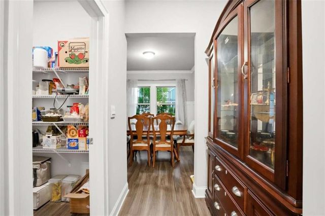 610 Stately Drive, Woodstock, GA 30188