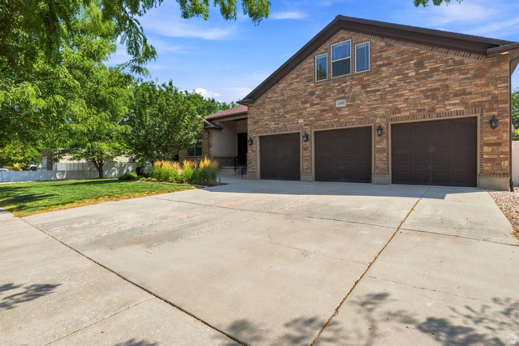 5492 DERBY LN, Stansbury Park, UT 84074 — exterior