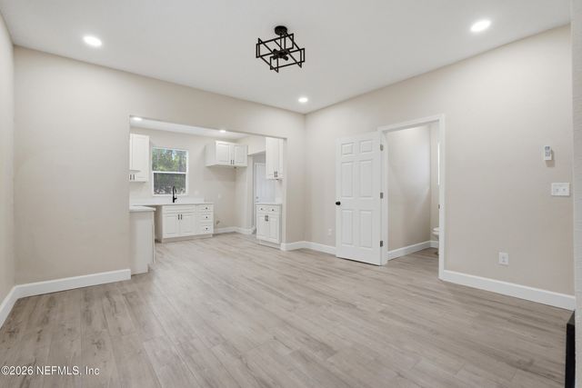 115 W 16TH Street, Jacksonville, FL 32206