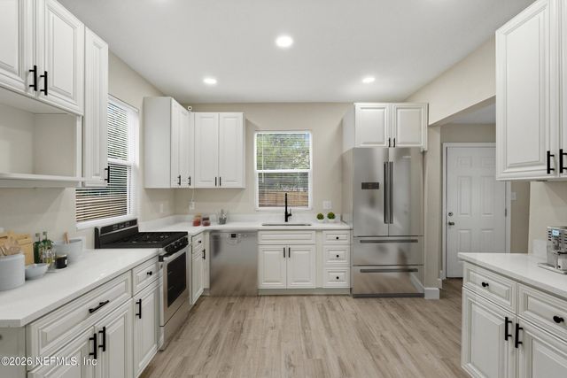 115 W 16TH Street, Jacksonville, FL 32206
