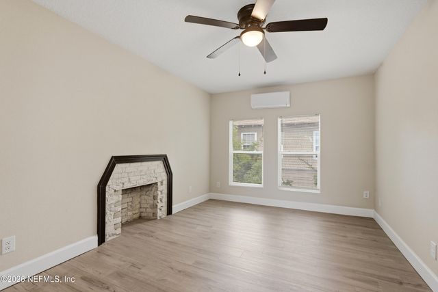 115 W 16TH Street, Jacksonville, FL 32206