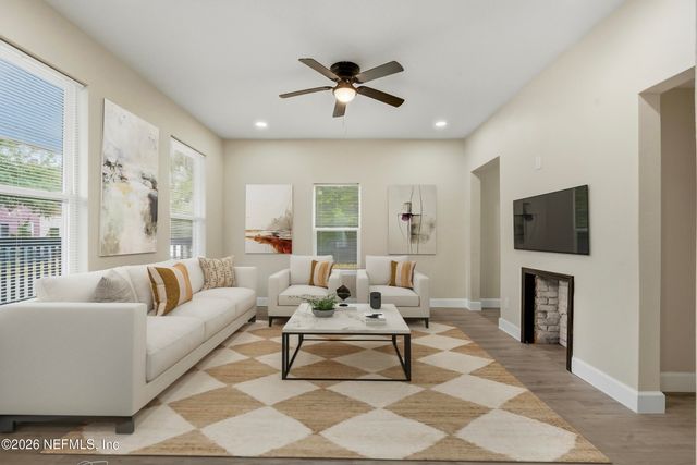 115 W 16TH Street, Jacksonville, FL 32206