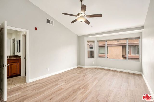 5241 Colodny Drive 103, Agoura Hills, CA 91301