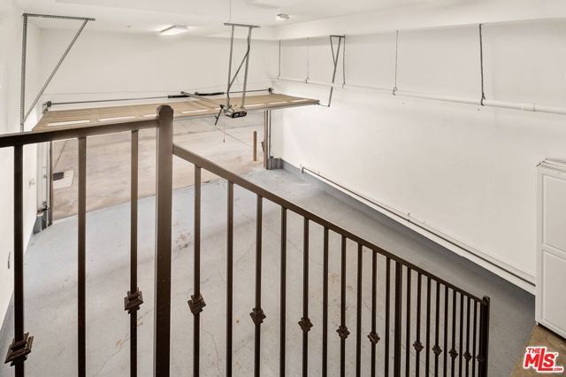 5241 Colodny Drive 103, Agoura Hills, CA 91301