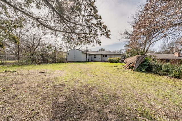 503 Woodacre Drive, Dallas, TX 75241