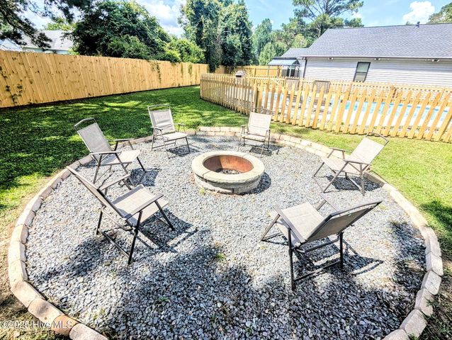 202 Chaparral Trail, Jacksonville, NC 28546