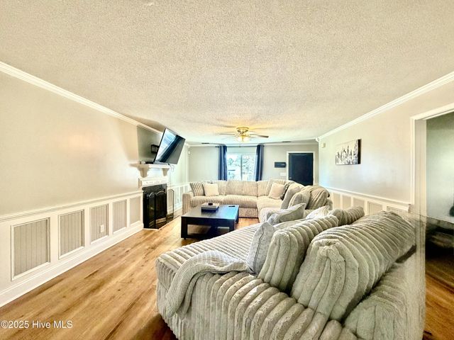 202 Chaparral Trail, Jacksonville, NC 28546