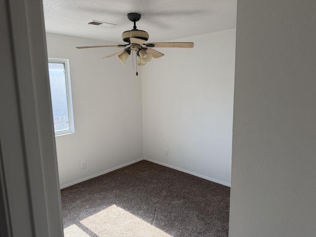 509 Medina Meadows Drive NE, Rio Rancho, NM 87144