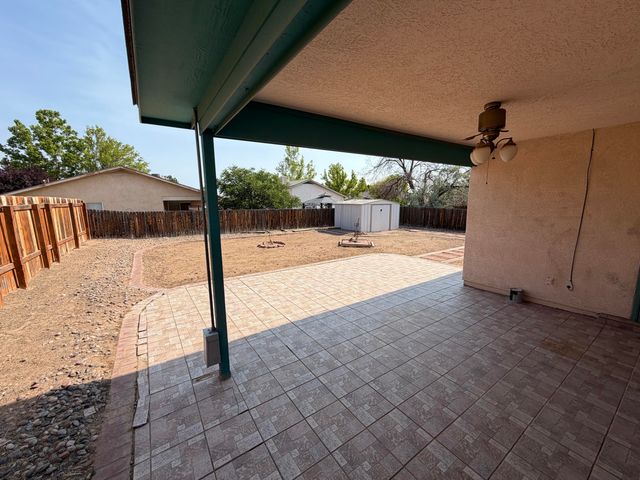 509 Medina Meadows Drive NE, Rio Rancho, NM 87144