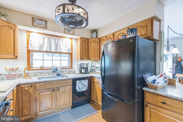 2734 OLD FORT SCHOOLHOUSE RD, Hampstead, MD 21074