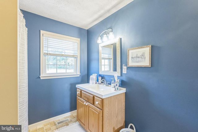 2734 OLD FORT SCHOOLHOUSE RD, Hampstead, MD 21074