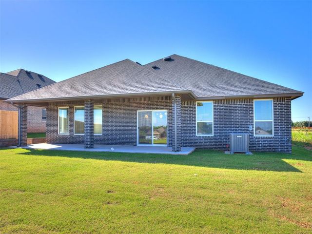 225 Sage Brush Way, Edmond, OK 73025