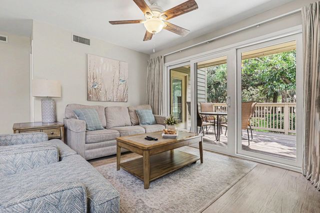 122 Hartland Dr Apt 11C, Myrtle Beach, SC 29572